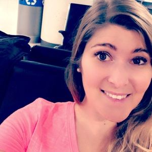 Meet your Posher, Eemily